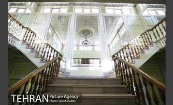 بازدید اعضای شورای شهر و مدیران شهری از عمارت اقدسیه  1