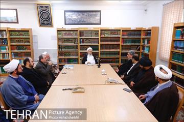 دیدار شهردار تهران با آیت الله العظمی مکارم شیرازی 9