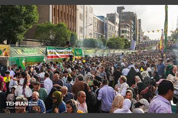 کاروان امام رضا (ع) در جشن بزرگ امام رضایی‌ها 31