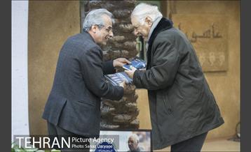 سی وسومین مراسم شب شاعر‎ 13