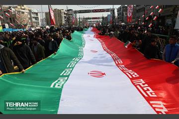 راهپیمایی ۲۲ بهمن در تهران - ۱ 18