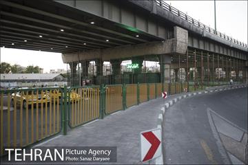 میدان شقایق‎ 9