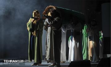 نوانمایش‌ هامان در برج‌ میلاد تهران 6