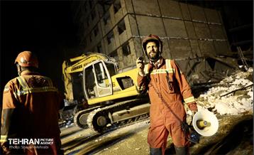 آواربرداری ساختمان‌های غیرمجاز در منطقه ۱۹ 24