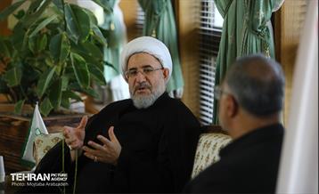 دیدار آیت‌الله اراکی با شهردار تهران