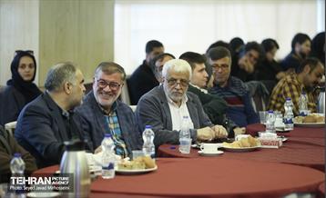 نخستین نشست قلم‌های آسمانی 16