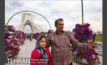 میدان آزادی به استقبال بهار رفت 6