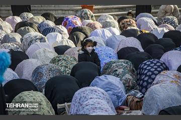 اقامه نماز عید سعید فطر در امامزاده صالح (ع) 34