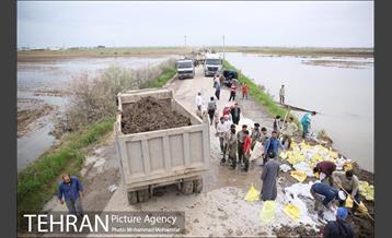 جلوگیری از ورود اب گرگان رود به شهر اق قلا 16