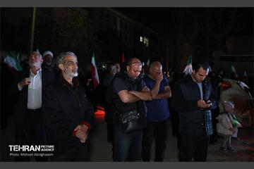 یادمان شهدا در محل تجاوز آمریکایی-صهیونیستی به ساختمان‌های مسکونی 17