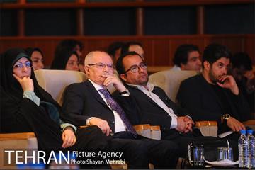 افتتاح سیزدهمین جشنواره زنان و تولید ملی  با حضور شهردار تهران 14