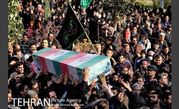 تشییع و تدفین دو شهید گمنام در بوستان گلزار منطقه 17 18