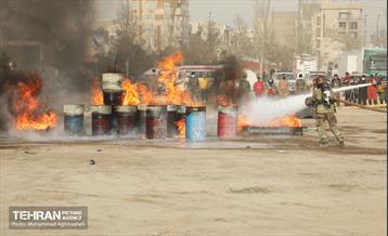 تمرین سراسری زلزله در بوستان ولایت 29