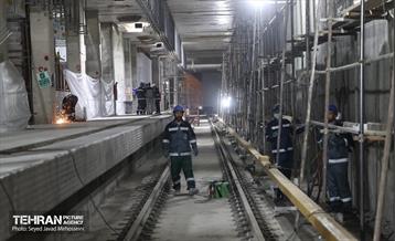 بازدید از دو ایستگاه مهم مترو 4