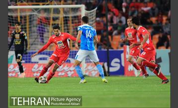 دیدار تیم های پرسپولیس و پیکان 33