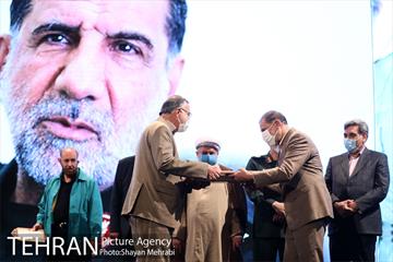 همایش نکوداشت پیشکسوتان و رزمندگان دفاع مقدس 43