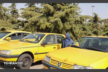 ایستگاه تاکسی بانوان در نمایشگاه زنان و تولید ملی 30