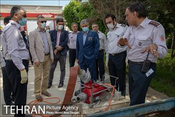 بازدید مدیرکل دفتر شهردار تهران از مرکز آموزش های آتش نشانی 16