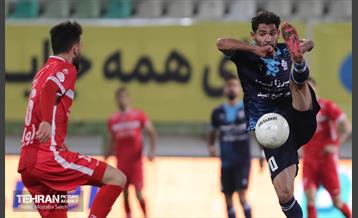 دیدار تیم های فوتبال پرسپولیس و پیکان 24