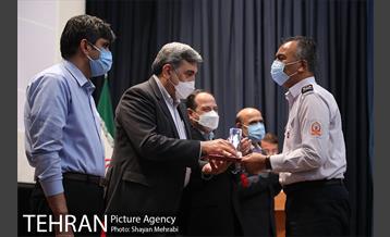 آیین تقدیر از آتش نشانان حریق پالایشگاه تهران 36