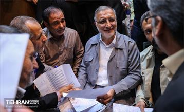 دیدار شهردار تهران با مردم محله یافت‌آباد 4