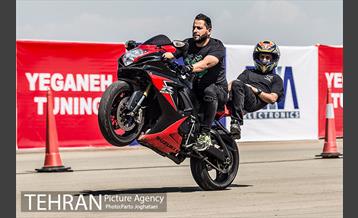 رقابت های جایزه بزرگ اتومبیلرانی  و موتور سواری رشته درگ 23