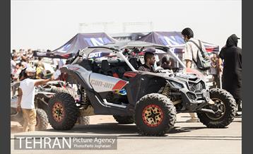 رقابت های جایزه بزرگ اتومبیلرانی  و موتور سواری رشته درگ 13