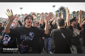 وداع با آقای شهید ایران-1 30