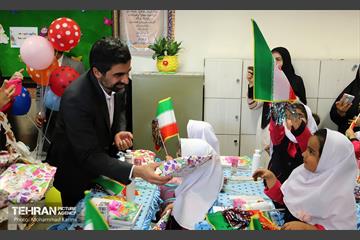 جشن شکوفه‌ها در منطقه ۱۶ 1
