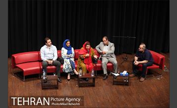 نقد فیلم زیر سقف دودی در فرهنگسرای ارسباران‎ 11