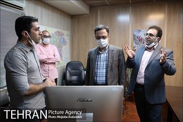 بازدید مدیرعامل مترو از آژانس عکس تهران و استودیو شهر 8