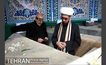 تشییع سه شهید گمنام در میدان فاطمی 35