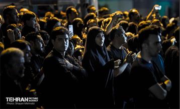 عزاداری شب عاشورا در میدان منیریه  28