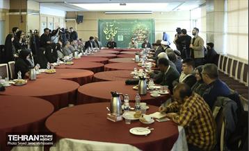 نخستین نشست قلم‌های آسمانی 15