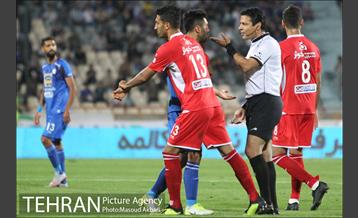 دیدار استقلال و پرسپولیس در لیگ برتر فوتبال 33