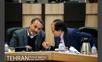 بازدید اعضای کمیسیون عمران مجلس از ستاد فرماندهی و مدیریت بحران شهرداری 16