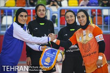 دیدار فوتسال زنان سایپا و نفت آبادان 7