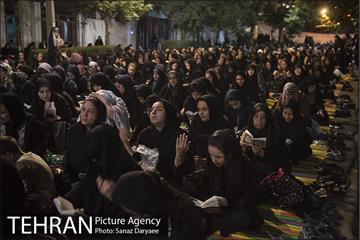 مراسم احیای شب نوزدهم ماه رمضان‎ 2