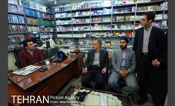 کتابگردی با احمد مسجدجامعی 8