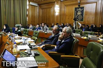 جلسه شورای شهر با حضور شهردار تهران 32