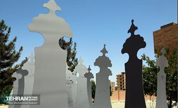 مراحل ساخت المان های نمایشگاه نشان عاشقی