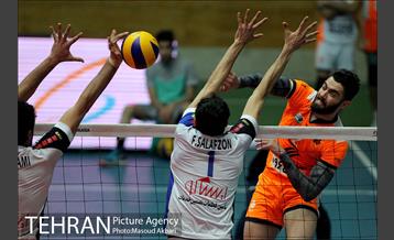 دیدار تیم های والیبال پیکان تهران و سایپا تهران