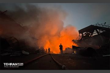 حریق در بازار آهن شادآباد 22