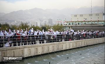 تشکیل حلقه اتحاد دانش آموزی در برج میلاد 14