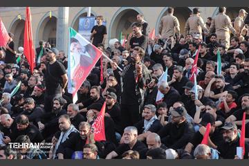 اقامه نماز بر پیکر آقای شهید ایران - 1 80