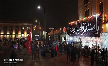 چایخانه‌ حضرت زهرا (س) در میدان راه‌آهن 16