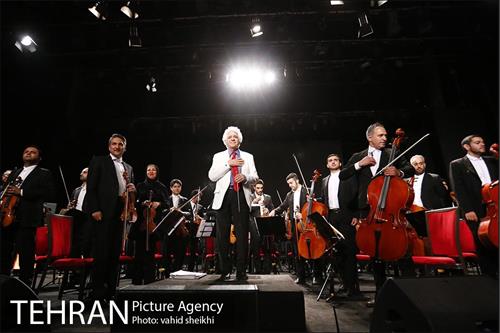 ارکستر فیلار مونیک تهران  13