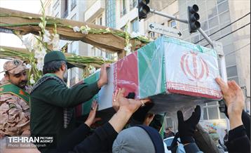 مراسم تشییع و تدفین دو شهید گمنام در منطقه 13