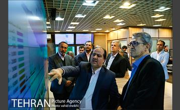 بازدید اعضای کمیسیون عمران مجلس از ستاد فرماندهی و مدیریت بحران شهرداری 30