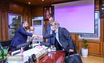 دیدار مردمی شهردار تهران با اهالی منطقه 9